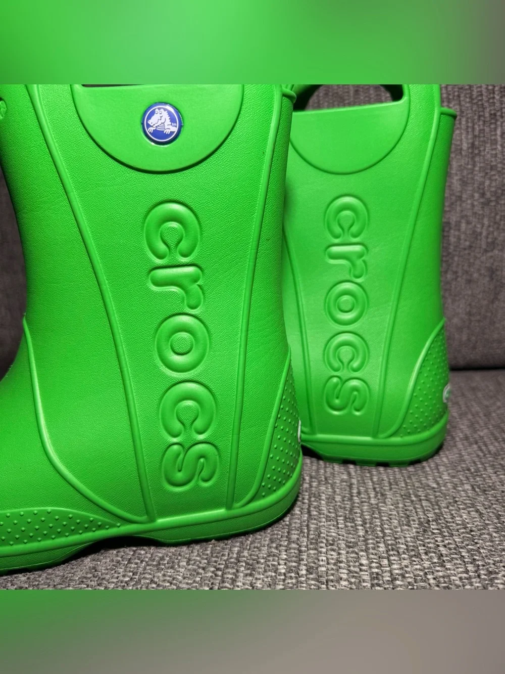 NEW- Crocs Kids' Handle It Rain Boots green reflective light weight size C13